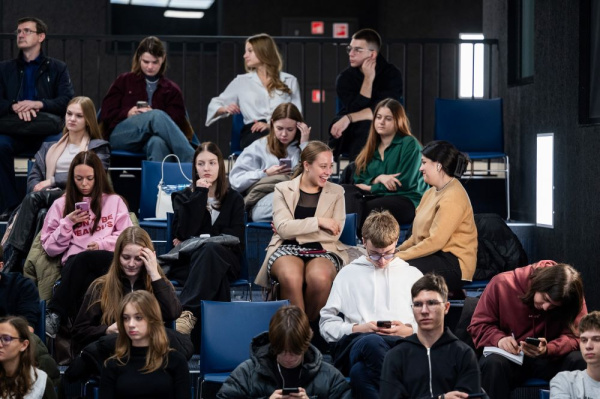 Итоги Российской недели кибербезопасности 2025: как кибербезопасность меняет искусство и образование